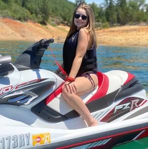 Meet your Posher, Brandie